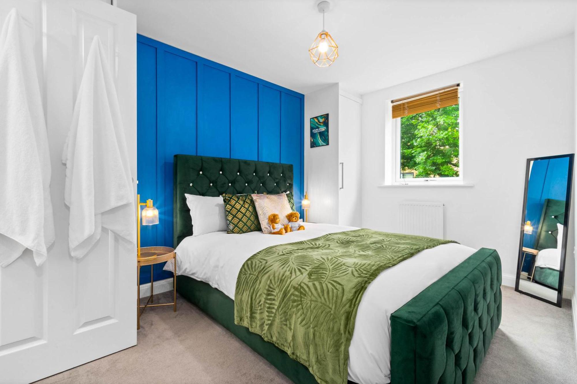 Lavish 3 Bedroom House With Ensuite And Parking By Azura Nights Birmingham Eksteriør billede