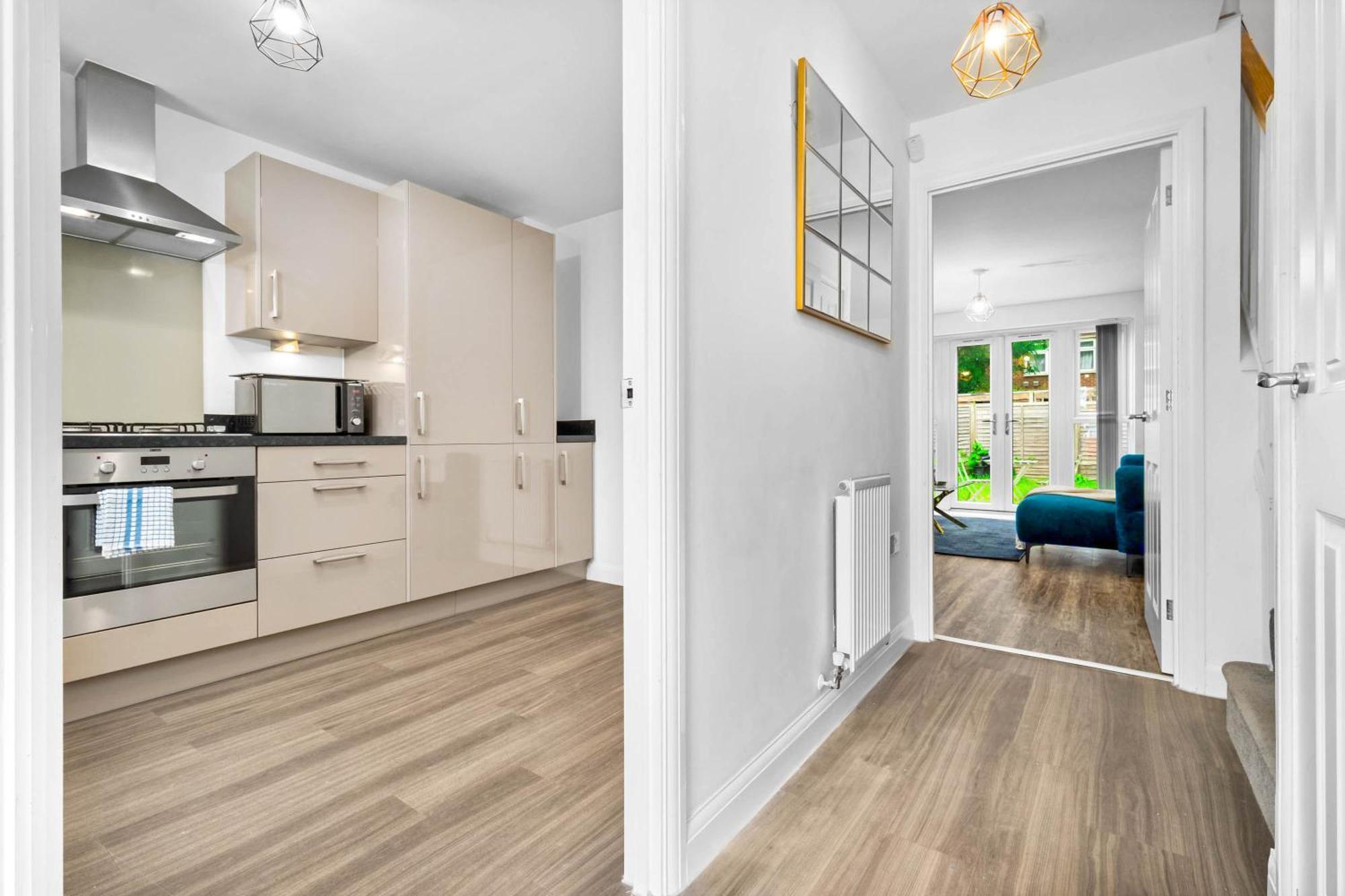 Lavish 3 Bedroom House With Ensuite And Parking By Azura Nights Birmingham Eksteriør billede