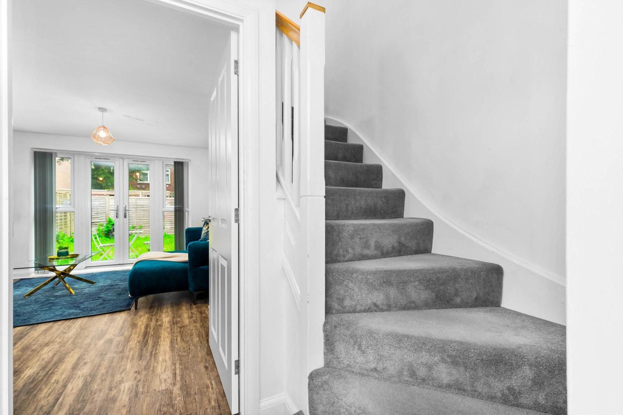 Lavish 3 Bedroom House With Ensuite And Parking By Azura Nights Birmingham Eksteriør billede